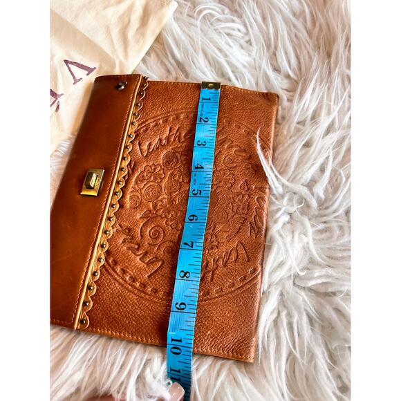 Velez Women's‎ Embossed Leather Clutch Wallet Timeless Everyday Casual Brown - Picture 10 of 11